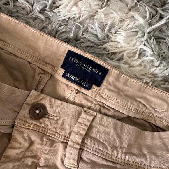 Men’s American Eagle khaki pants - Picture 3 of 5